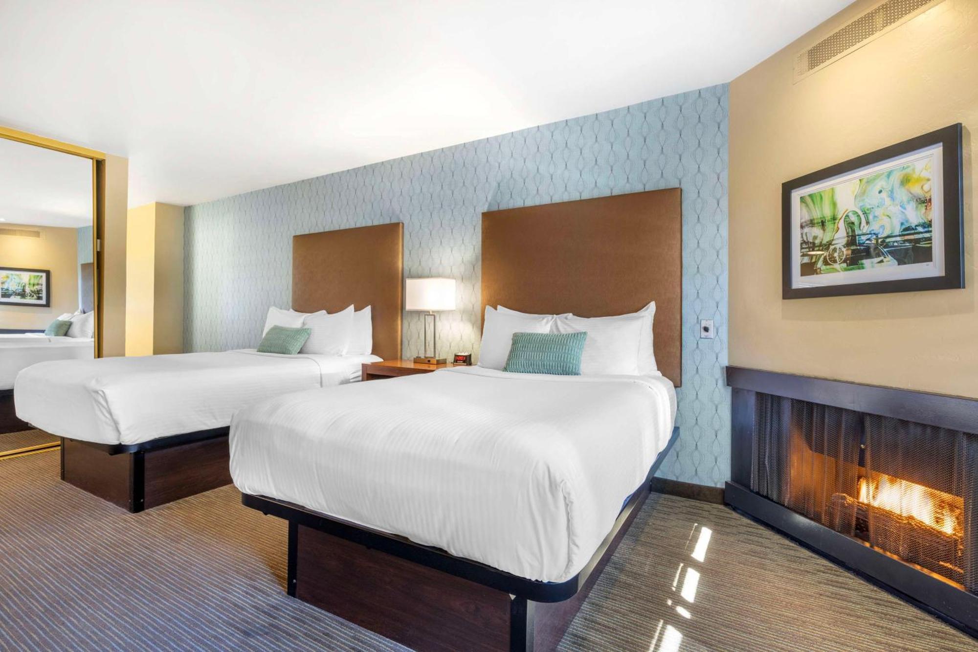 เบสต์ เวสเทิร์น พลัส บีช วิว ลอดจ์ Hotel คาร์ลสบัด ภายนอก รูปภาพ